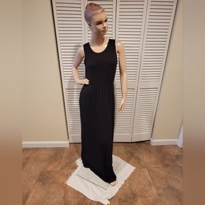AUSELILY BLACK MAXI DRESS WITH POCKETS SZ XS  NEW WITH TAGS